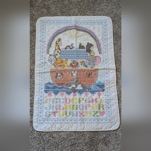 Noah's Ark Baby Quilt with Alphabet Design - Picture 1 of 8